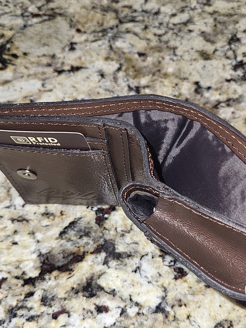 Patricia Nash Bark Leaves Lynette Wallet - Picture 13 of 14